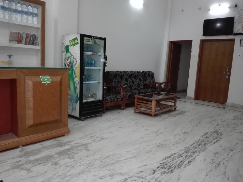 Dynasty Guest House Варанасі Екстер'єр фото